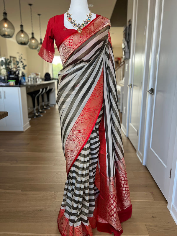 Red And Black/Beige Tissue Silk Banarasi Saree